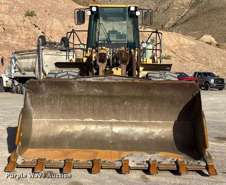 image for item EU4643 2001 Caterpillar 980G wheel loader