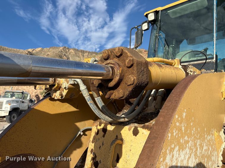 image for item EU4643 2001 Caterpillar 980G wheel loader