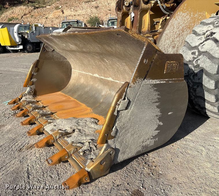 image for item EU4643 2001 Caterpillar 980G wheel loader