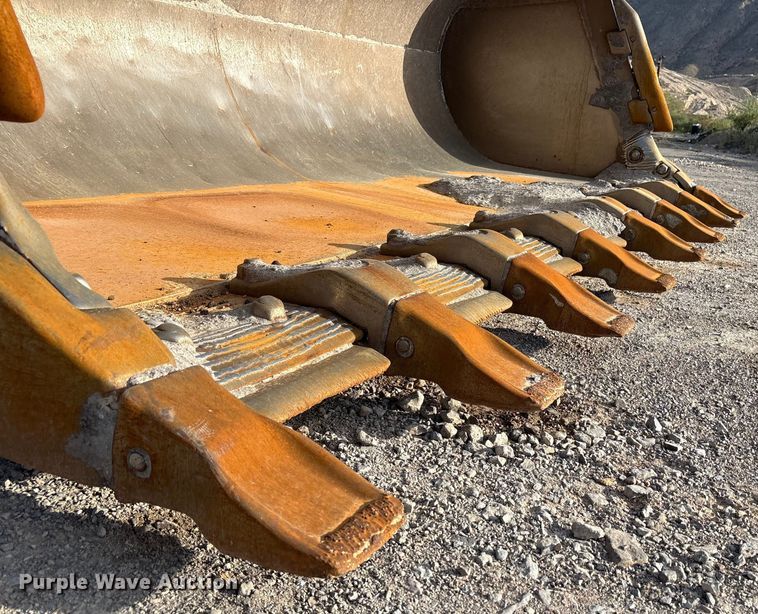 image for item EU4643 2001 Caterpillar 980G wheel loader