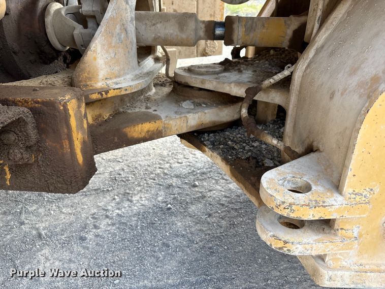 image for item EU4643 2001 Caterpillar 980G wheel loader