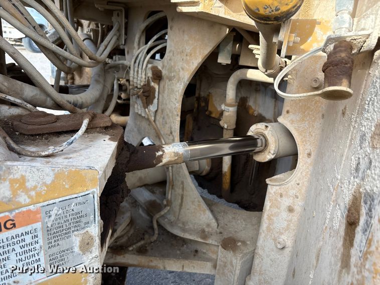 image for item EU4643 2001 Caterpillar 980G wheel loader