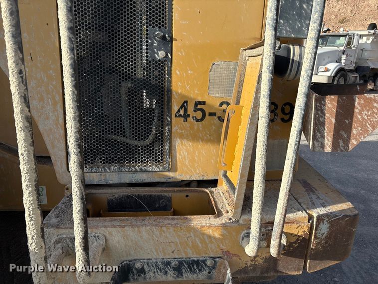 image for item EU4643 2001 Caterpillar 980G wheel loader