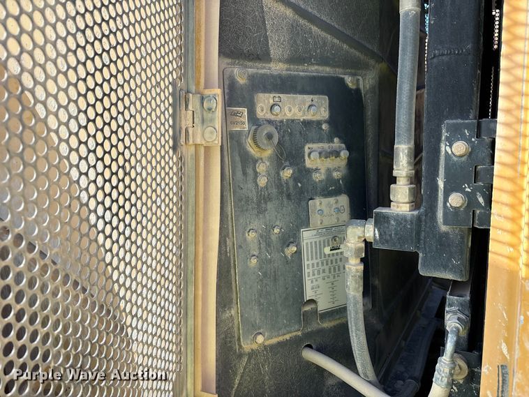 image for item EU4643 2001 Caterpillar 980G wheel loader