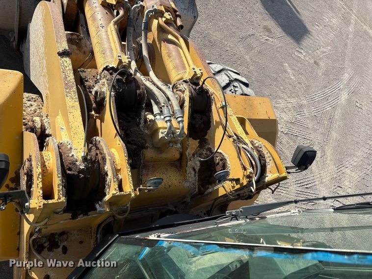 image for item EU4643 2001 Caterpillar 980G wheel loader