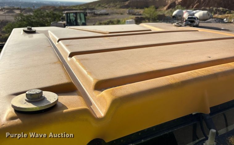 image for item EU4643 2001 Caterpillar 980G wheel loader