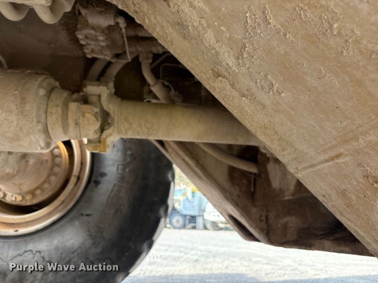 image for item EU4643 2001 Caterpillar 980G wheel loader