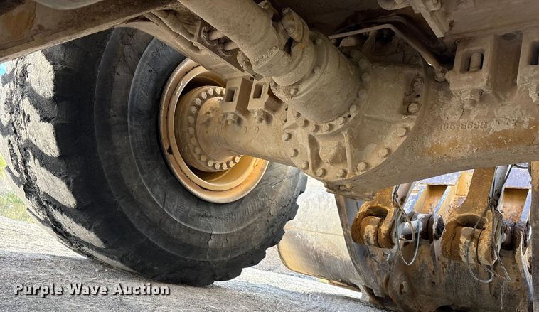 image for item EU4643 2001 Caterpillar 980G wheel loader