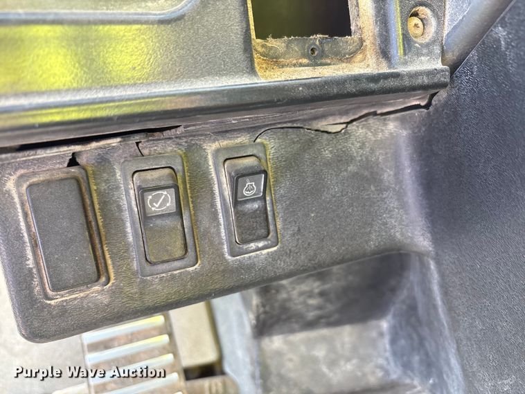 image for item EU4643 2001 Caterpillar 980G wheel loader