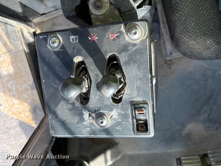 image for item EU4643 2001 Caterpillar 980G wheel loader