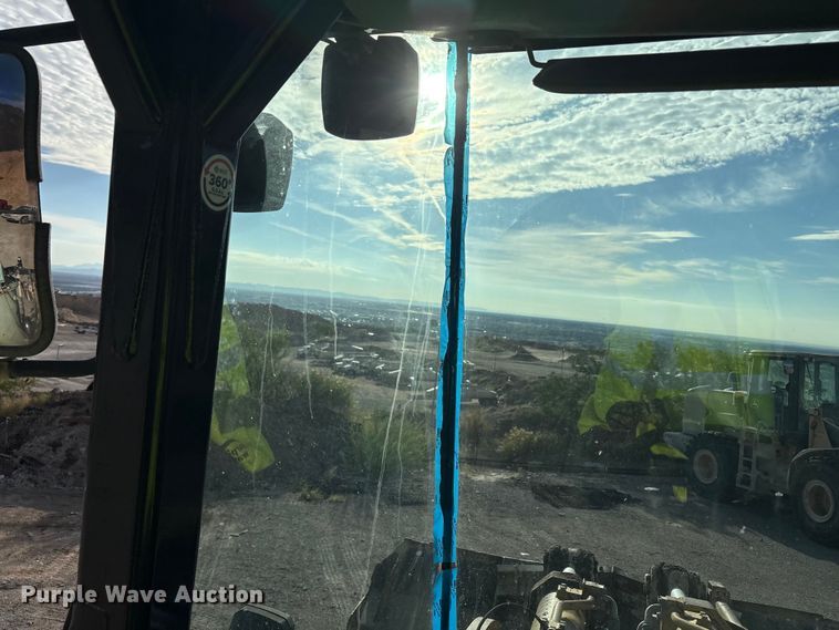 image for item EU4643 2001 Caterpillar 980G wheel loader