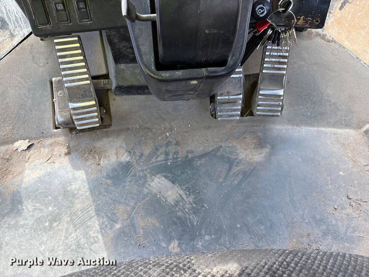 image for item EU4643 2001 Caterpillar 980G wheel loader