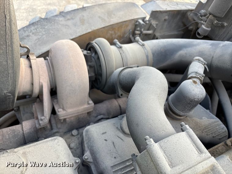 image for item EU4643 2001 Caterpillar 980G wheel loader