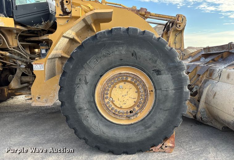 image for item EU4643 2001 Caterpillar 980G wheel loader