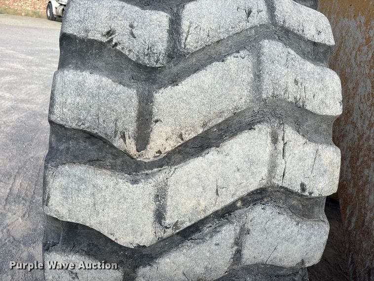 image for item EU4643 2001 Caterpillar 980G wheel loader