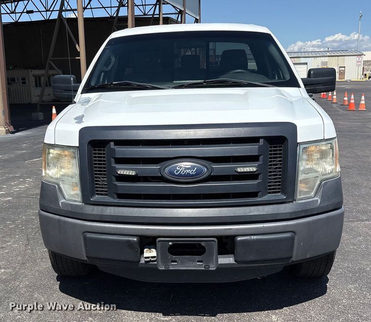 image for item EU4651 2011 Ford F150 utility bed pickup truck