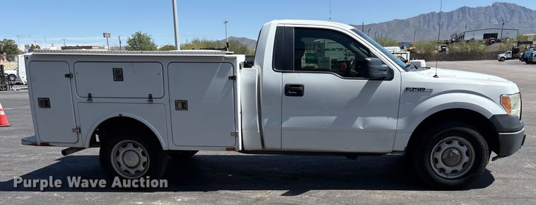 image for item EU4651 2011 Ford F150 utility bed pickup truck