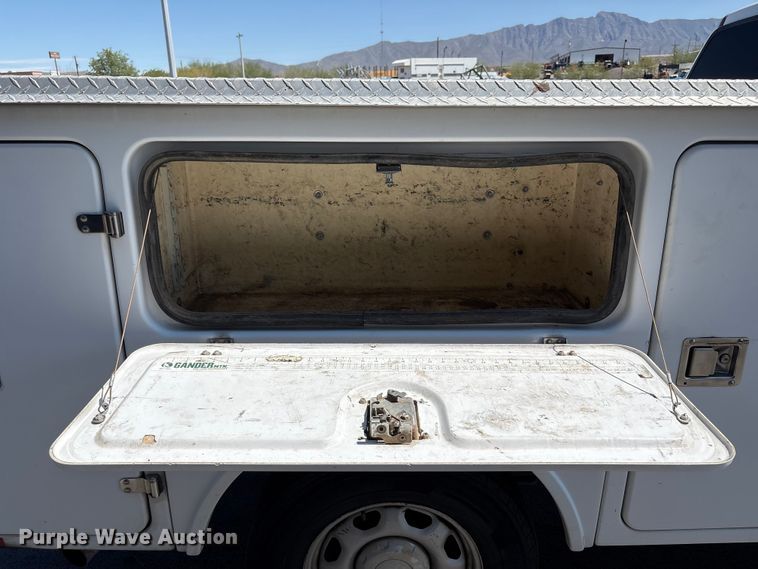 image for item EU4651 2011 Ford F150 utility bed pickup truck