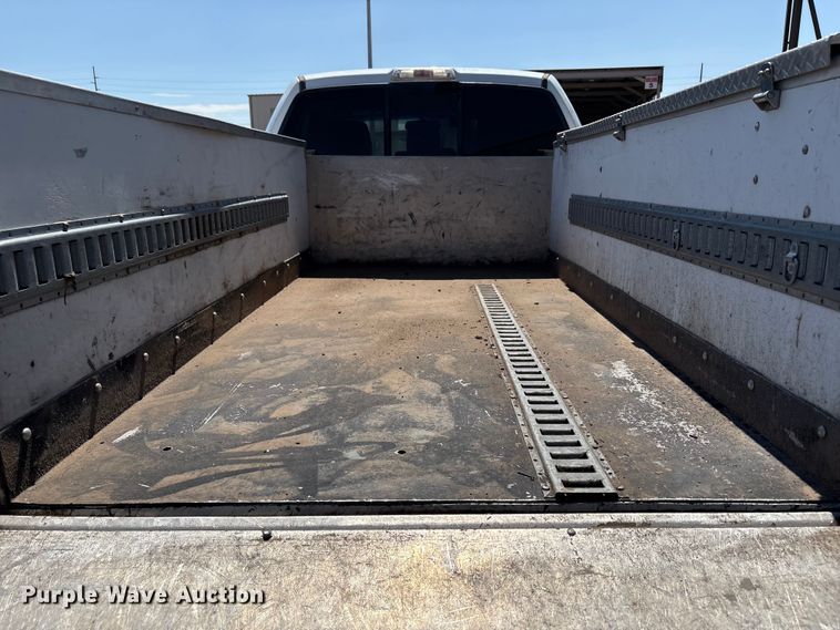 image for item EU4651 2011 Ford F150 utility bed pickup truck