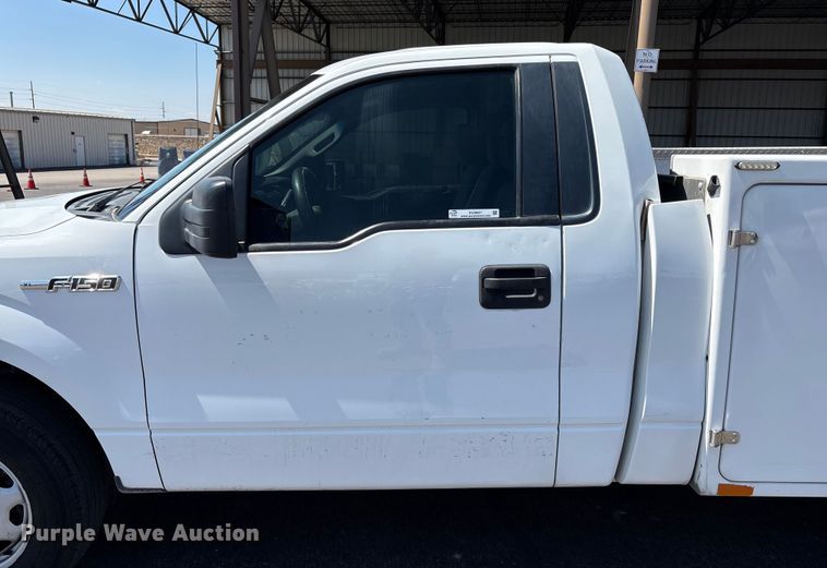 image for item EU4651 2011 Ford F150 utility bed pickup truck