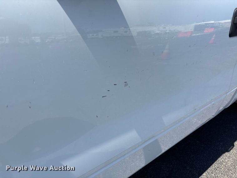 image for item EU4651 2011 Ford F150 utility bed pickup truck