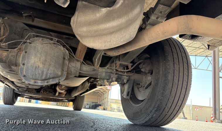 image for item EU4651 2011 Ford F150 utility bed pickup truck