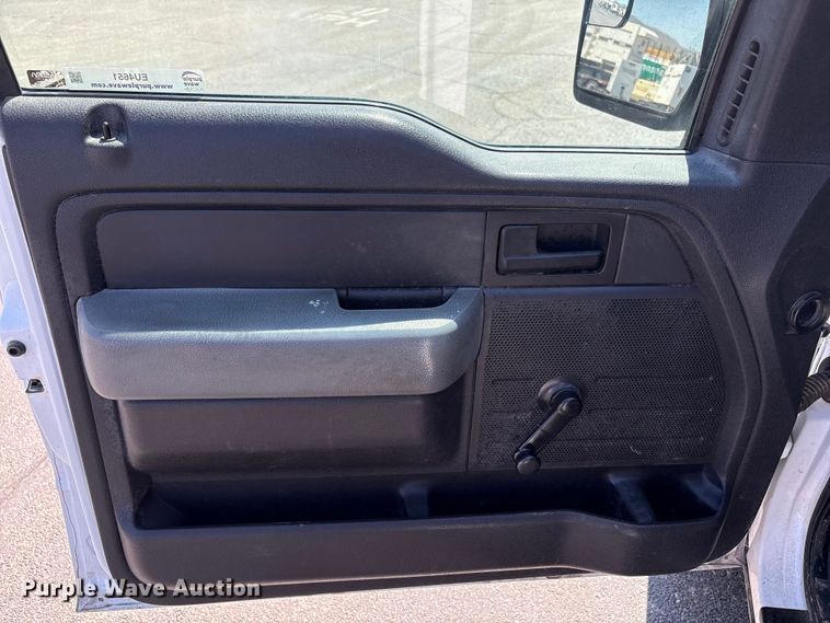 image for item EU4651 2011 Ford F150 utility bed pickup truck