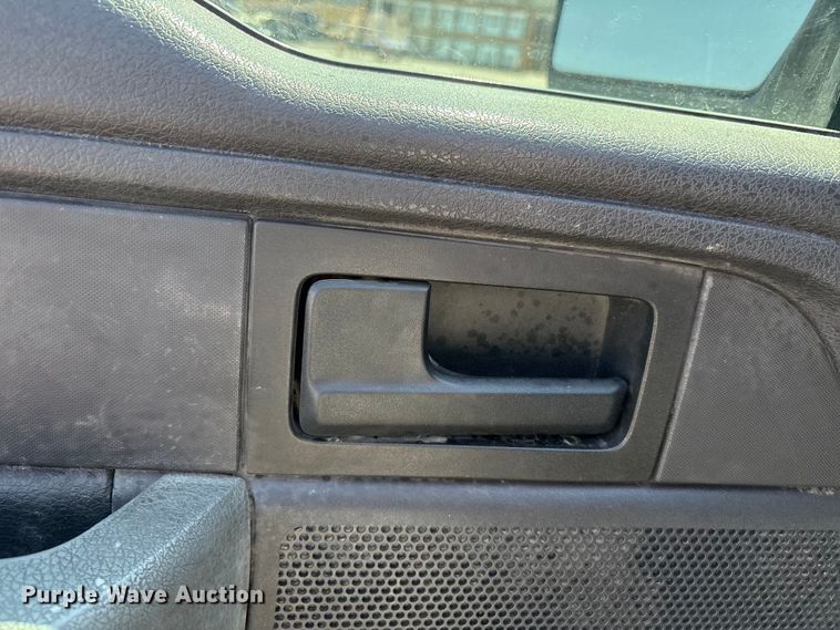 image for item EU4651 2011 Ford F150 utility bed pickup truck