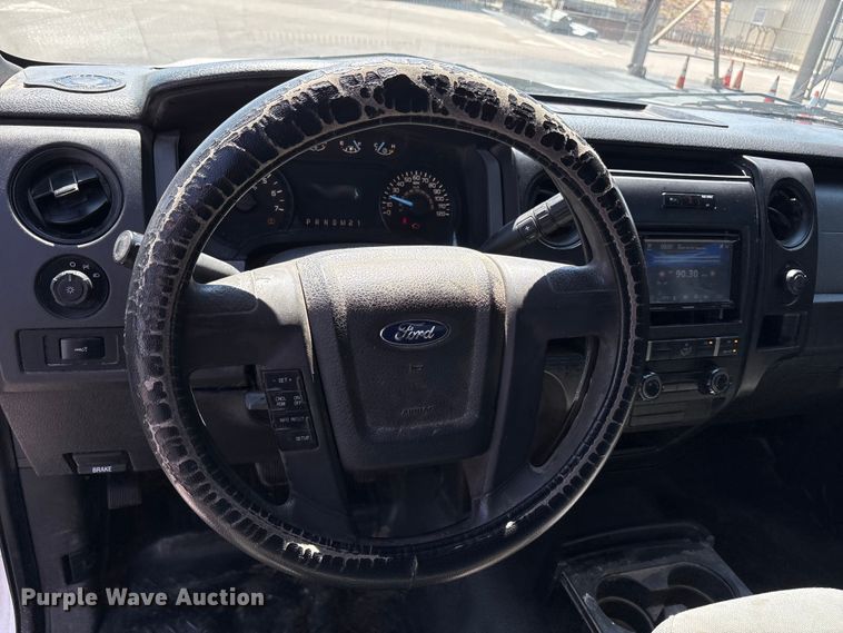 image for item EU4651 2011 Ford F150 utility bed pickup truck