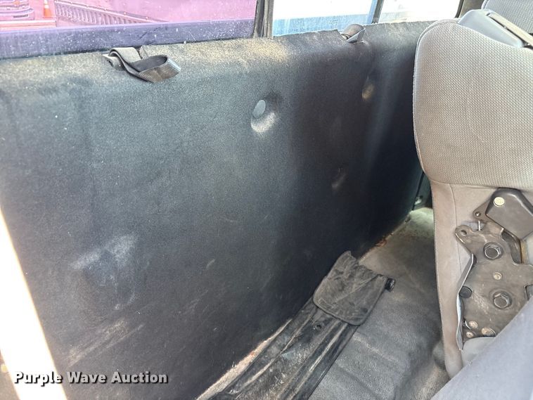 image for item EU4651 2011 Ford F150 utility bed pickup truck