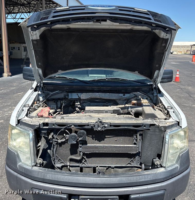 image for item EU4651 2011 Ford F150 utility bed pickup truck