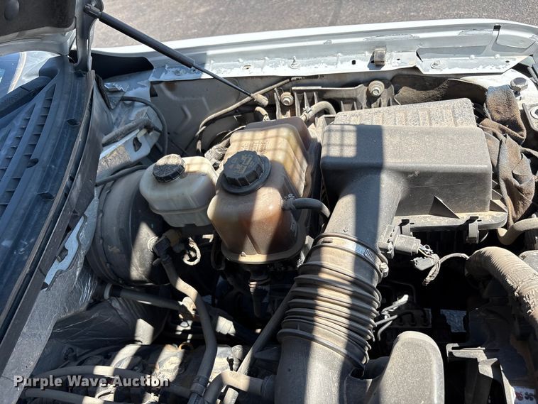 image for item EU4651 2011 Ford F150 utility bed pickup truck