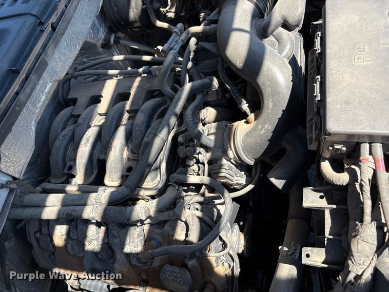 image for item EU4651 2011 Ford F150 utility bed pickup truck