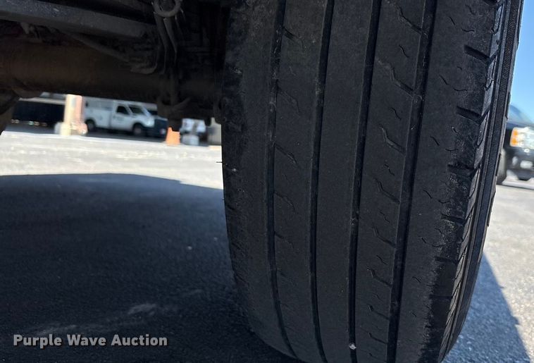 image for item EU4651 2011 Ford F150 utility bed pickup truck