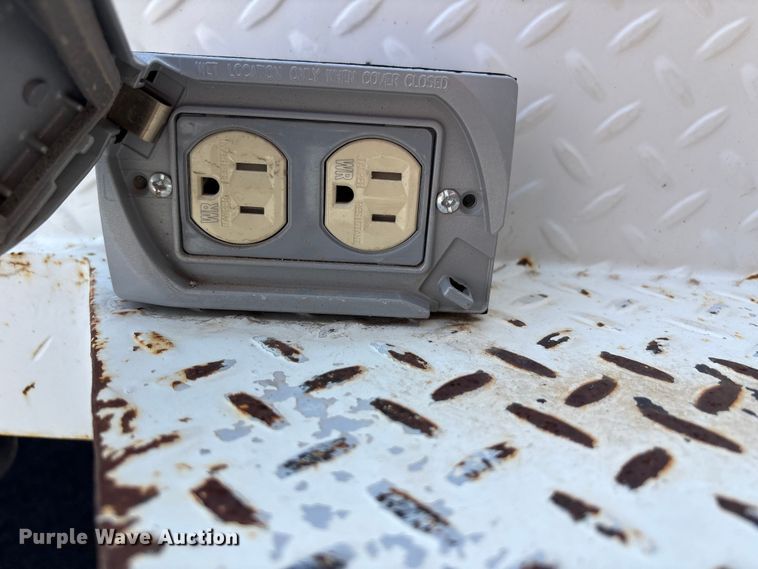 image for item EU4652 2014 Chevrolet Silverado 1500 Double Cab utility bed pickup truck