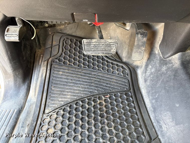 image for item EU4652 2014 Chevrolet Silverado 1500 Double Cab utility bed pickup truck