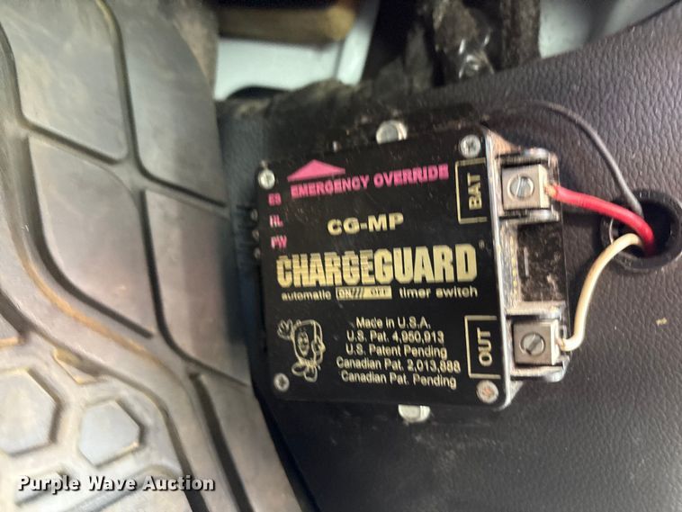 image for item EU4652 2014 Chevrolet Silverado 1500 Double Cab utility bed pickup truck