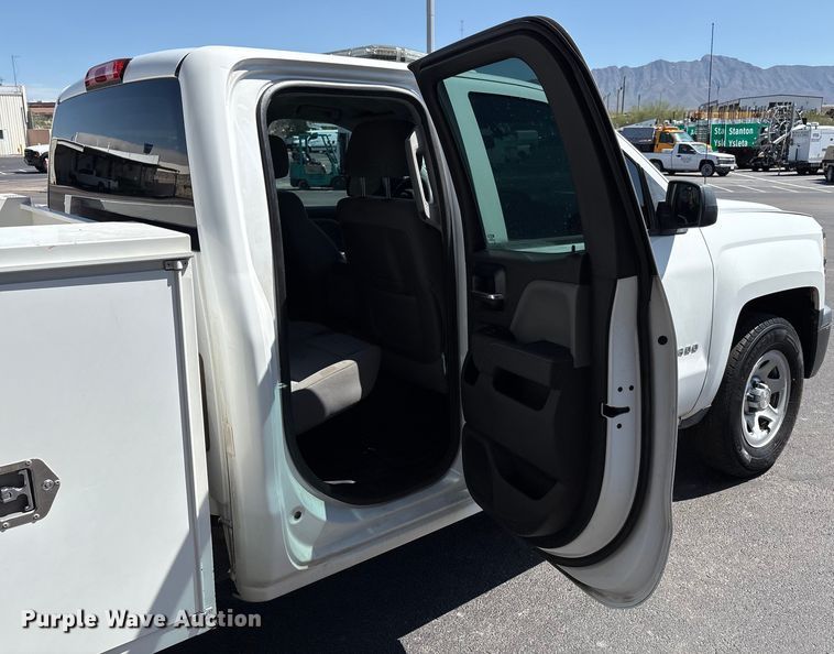 image for item EU4652 2014 Chevrolet Silverado 1500 Double Cab utility bed pickup truck