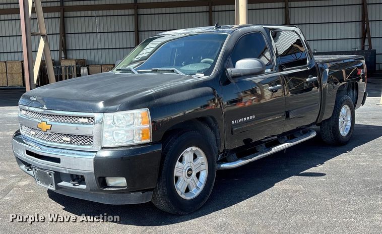 image for item EU4653 2011 Chevrolet Silverado 1500 Crew Cab pickup truck