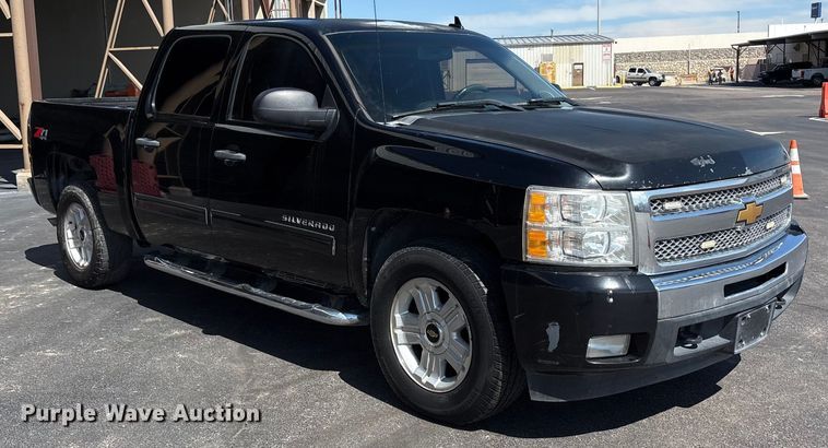 image for item EU4653 2011 Chevrolet Silverado 1500 Crew Cab pickup truck