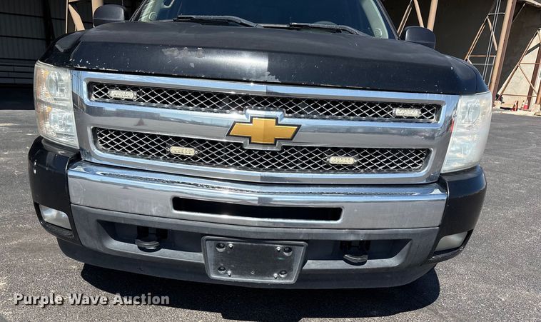 image for item EU4653 2011 Chevrolet Silverado 1500 Crew Cab pickup truck