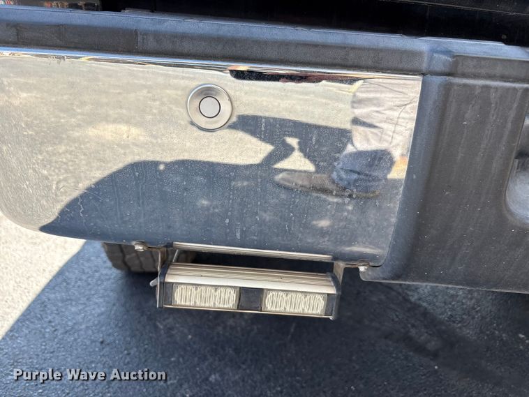 image for item EU4653 2011 Chevrolet Silverado 1500 Crew Cab pickup truck