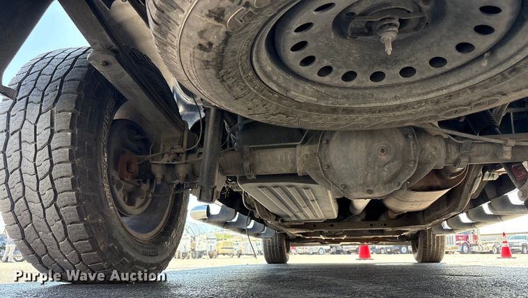 image for item EU4653 2011 Chevrolet Silverado 1500 Crew Cab pickup truck