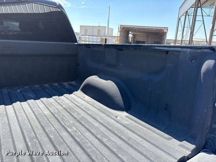 image for item EU4653 2011 Chevrolet Silverado 1500 Crew Cab pickup truck