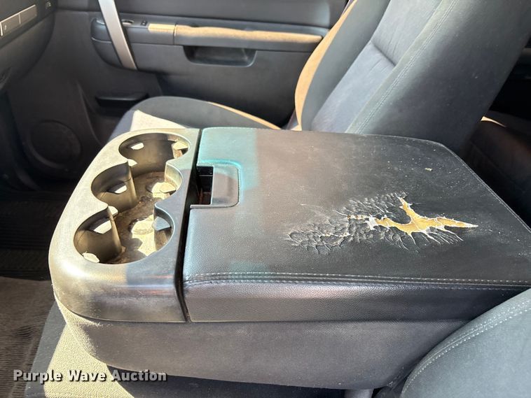 image for item EU4653 2011 Chevrolet Silverado 1500 Crew Cab pickup truck