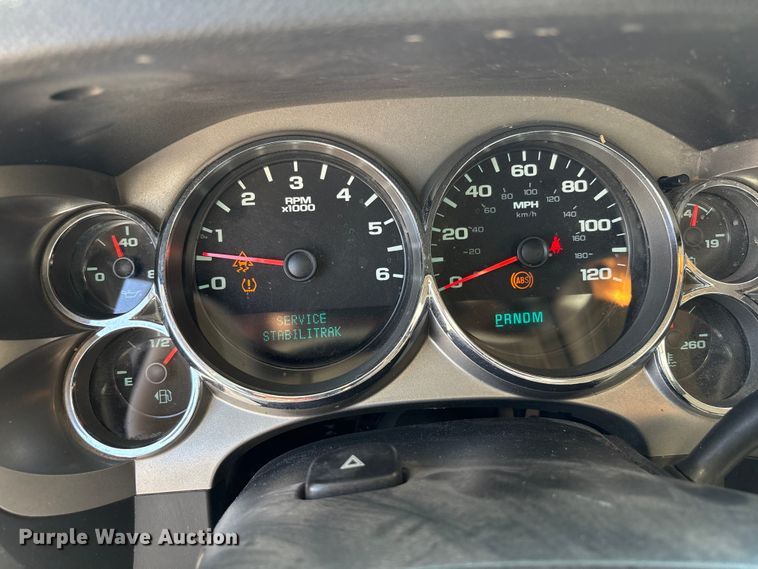 image for item EU4653 2011 Chevrolet Silverado 1500 Crew Cab pickup truck