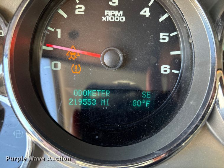 image for item EU4653 2011 Chevrolet Silverado 1500 Crew Cab pickup truck