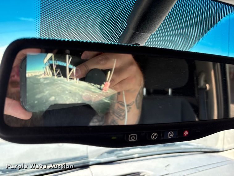 image for item EU4653 2011 Chevrolet Silverado 1500 Crew Cab pickup truck