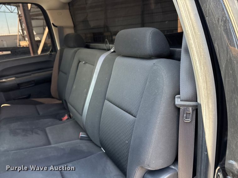 image for item EU4653 2011 Chevrolet Silverado 1500 Crew Cab pickup truck