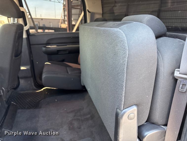 image for item EU4653 2011 Chevrolet Silverado 1500 Crew Cab pickup truck